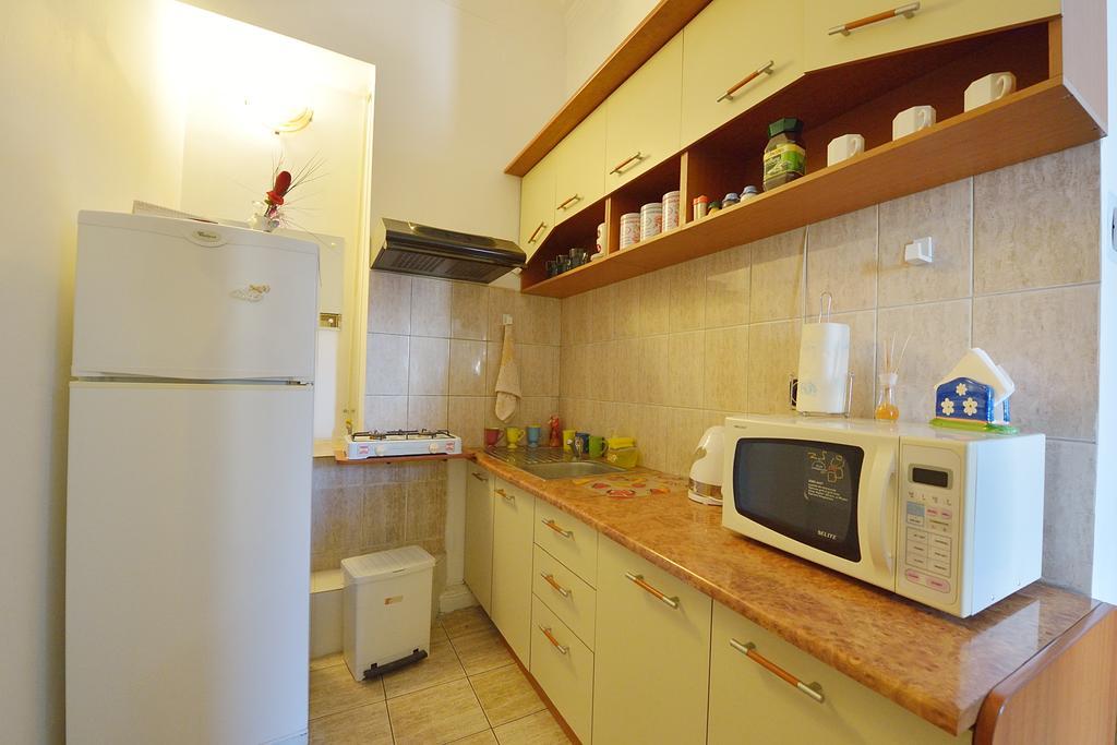 Atlas Accommodation Bukarest Zimmer foto