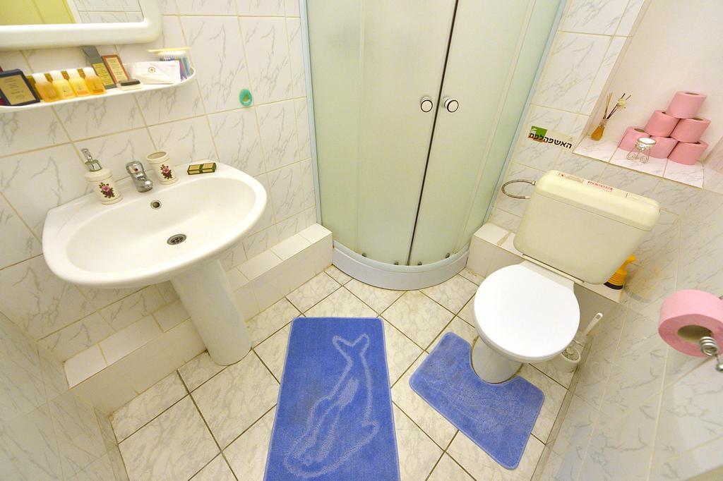 Atlas Accommodation Bukarest Zimmer foto