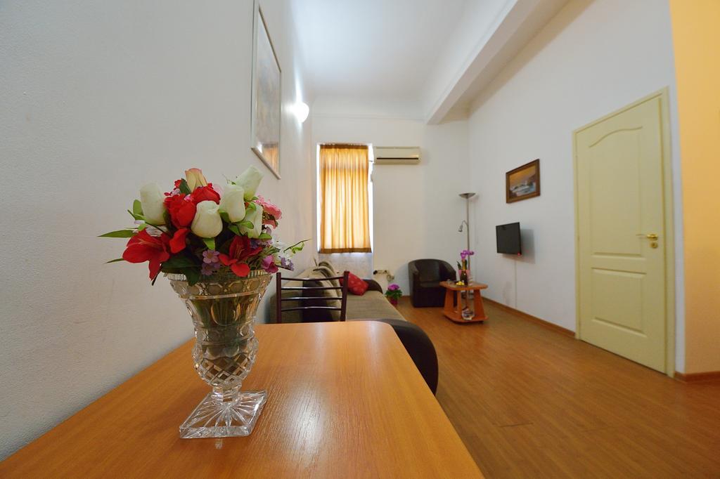 Atlas Accommodation Bukarest Zimmer foto
